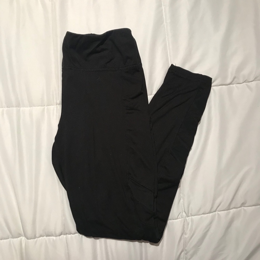 black leggings